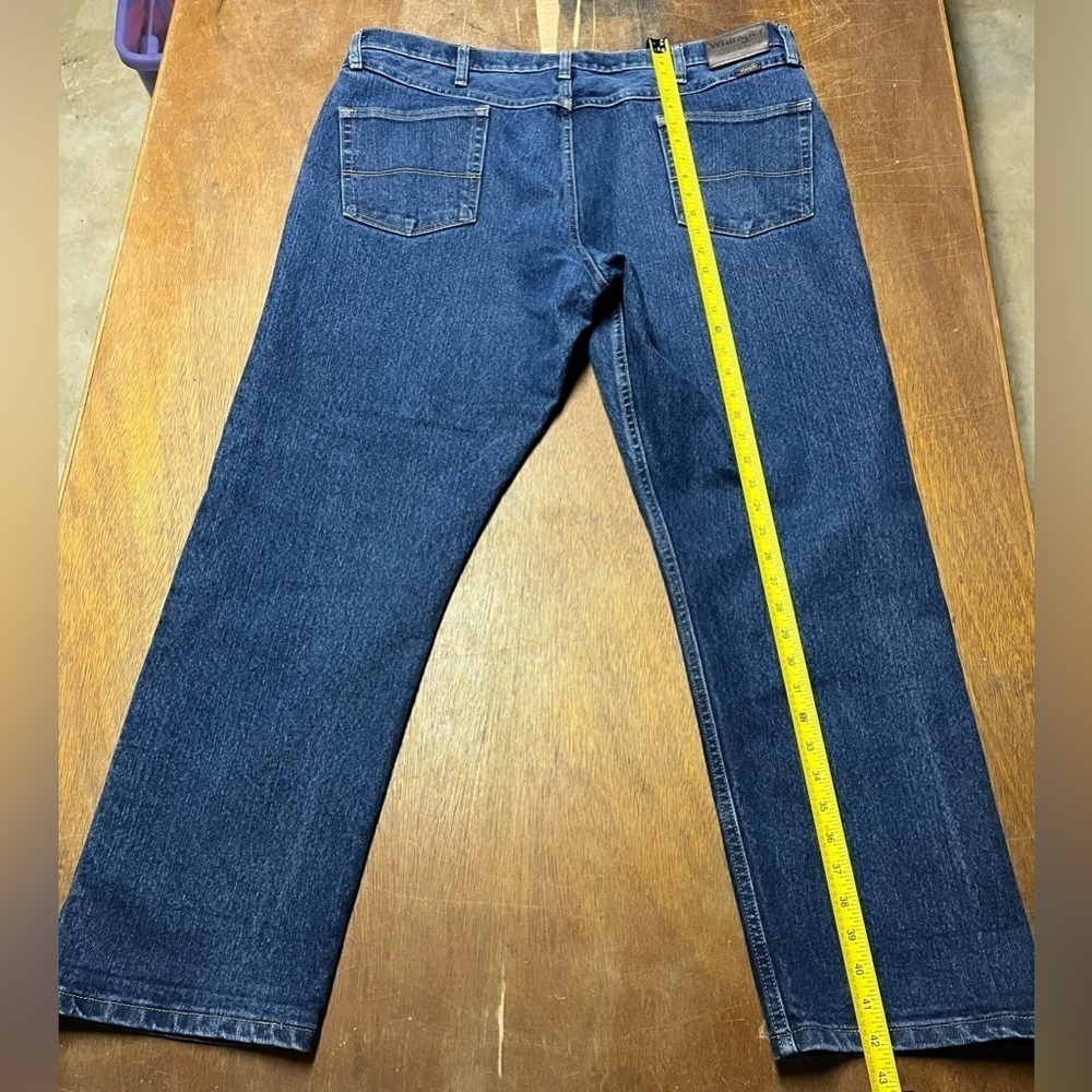 Wrangler Advanced Comfort Jeans - Men’s Size 40x30 - Dark Washed - Like New! - Picture 5 of 5